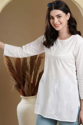 Hand Embroidered White Cotton Lucknowi Chikankari Women Kurti