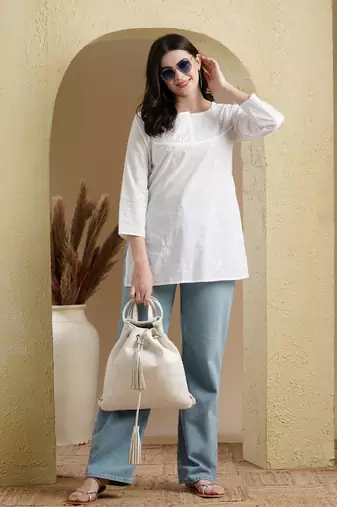 Hand Embroidered White Cotton Lucknowi Chikankari Women Kurti