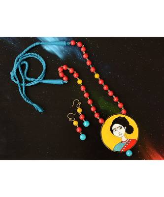 Multicolor metallic Brass   Necklace   pair of earrings & free gift 1