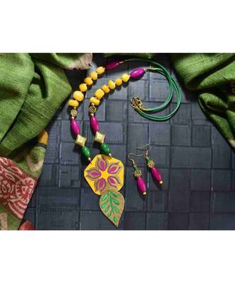 Yellow metallic Brass   Necklace   pair of earrings & free gift 1