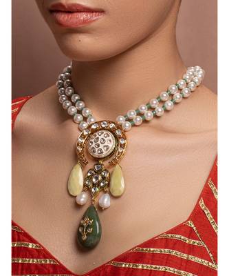Green White Gold Tone Kundan Beaded Necklace With Pearls 1