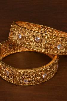 Stone Embellished Copper Made Gheru Bangles BD465