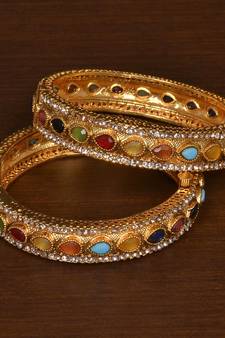 Stone Embellished Copper Made Gheru Adjustable Bangles BD470