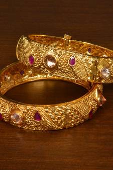 Stone Embellished Copper Made Gheru Adjustable Bangles BD480