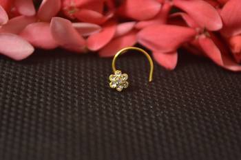 Gold Sizzling Graceful Designer Nosepins Diamond nose ring or Nose Pin 1