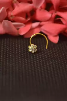 Gold Sizzling Graceful Designer Nosepins Diamond nose ring or Nose Pin