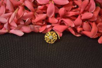 Allure charming designer gold diamond nose ring or nose pin 3