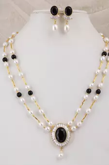Natural Fresh Water Pearl Set From Hyderabad of Authenticity