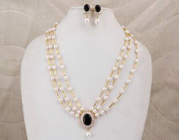 Natural Fresh Water Pearl Set From Hyderabad of Authenticity 3