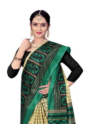 Green printed taffeta saree with blouse 4