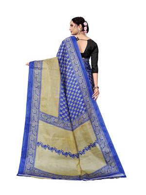 Blue printed taffeta saree with blouse 2
