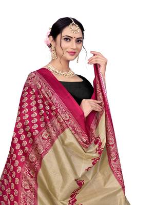 Maroon printed taffeta saree with blouse 4