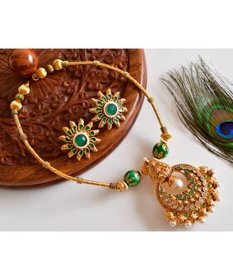green gold_plated Copper Alloy  Necklace with  earrings 1