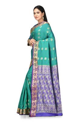 Green woven art silk saree with blouse 2