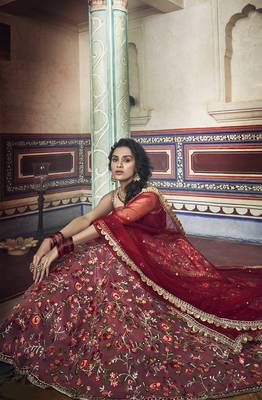 Red zari and thread embroidered net Semi Stitched wedding Lehenga 3