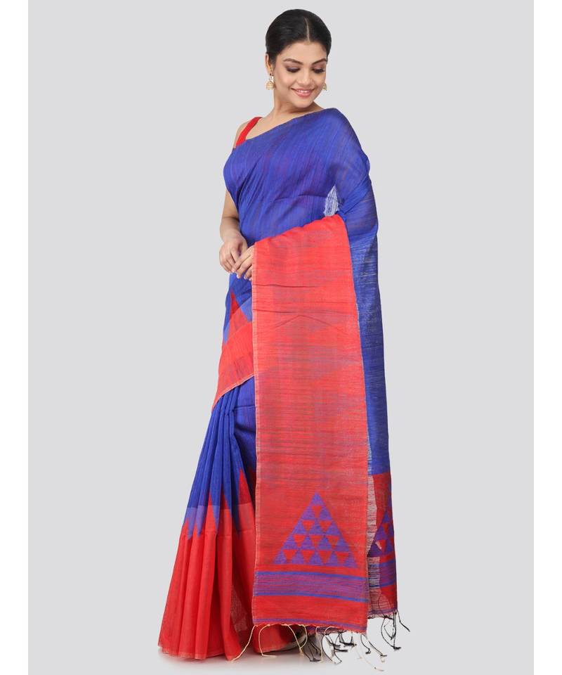 Blue matka silk hand woven   saree