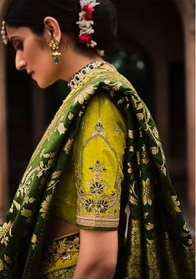 Mehendi woven semi silk saree with blouse 2