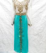 Off-white embroidered georgette fustan