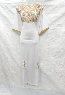 Off-white embroidered georgette fustan 1
