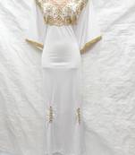 Off-white embroidered georgette fustan