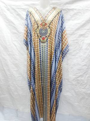 Off-white embroidered georgette fustan 1