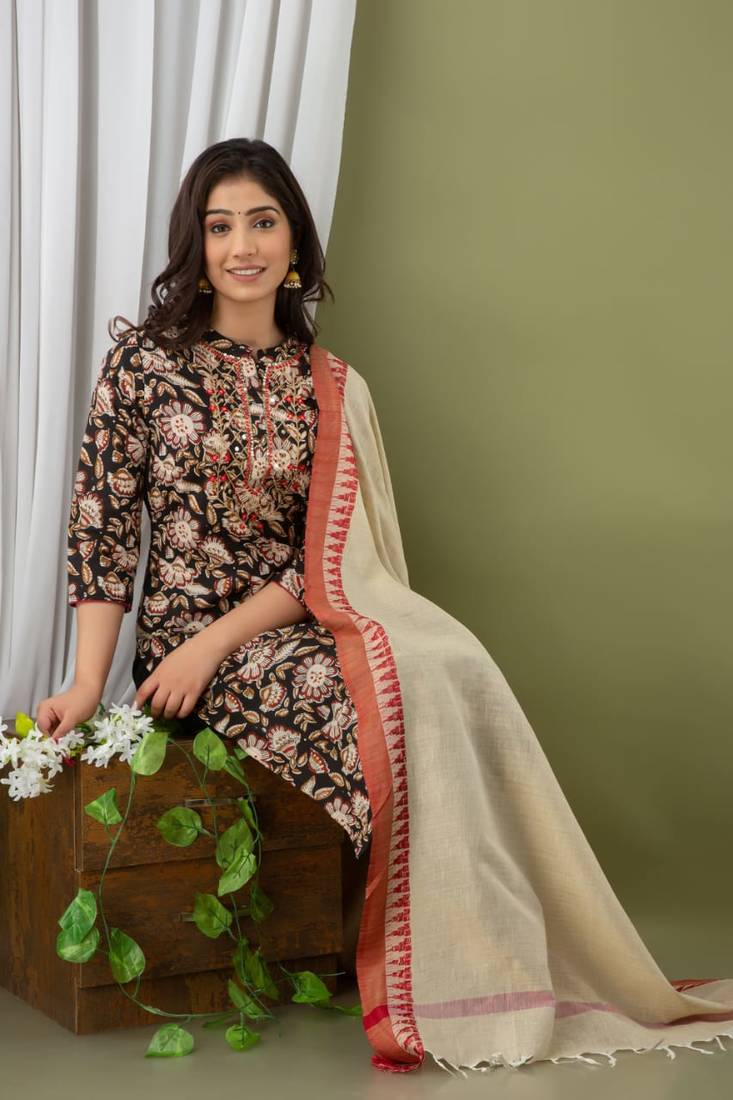 Black Kalamkari Gotta Niddle Work Kurta Pant Dupatta Set