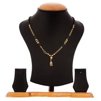 Gold cubic zirconia mangalsutra 2
