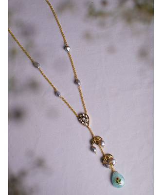 Elegant Gold and Green Necklace 2