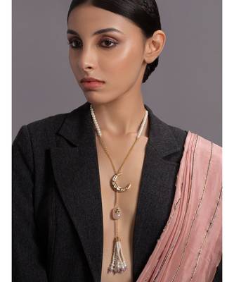Stunning Gold and White Necklace 1