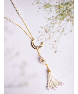 Stunning Gold and White Necklace 2
