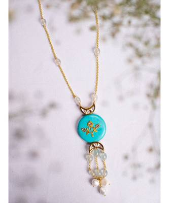 Elegant Turquoise and Gold Necklace 2