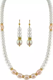 White pearl necklaces