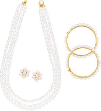 White pearl necklaces 1
