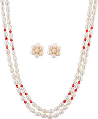 White pearl necklaces 1