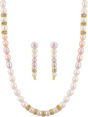 White pearl necklaces 1