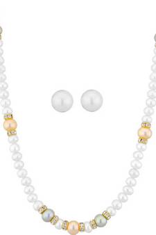 Multicolor pearl necklaces