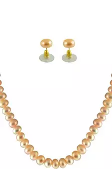 Pink pearl necklaces
