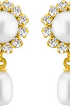 White pearl earrings