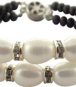 Black pearl bracelets