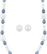 White pearl necklaces