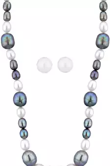 Multicolor pearl necklaces