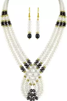 Multicolor pearl necklaces