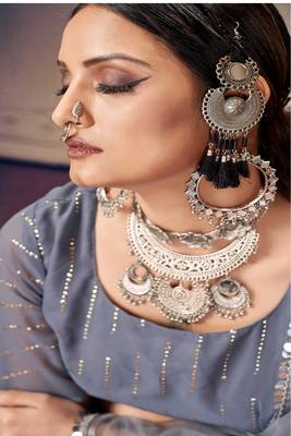 Grey embroidered georgette semi stitched lehenga 3