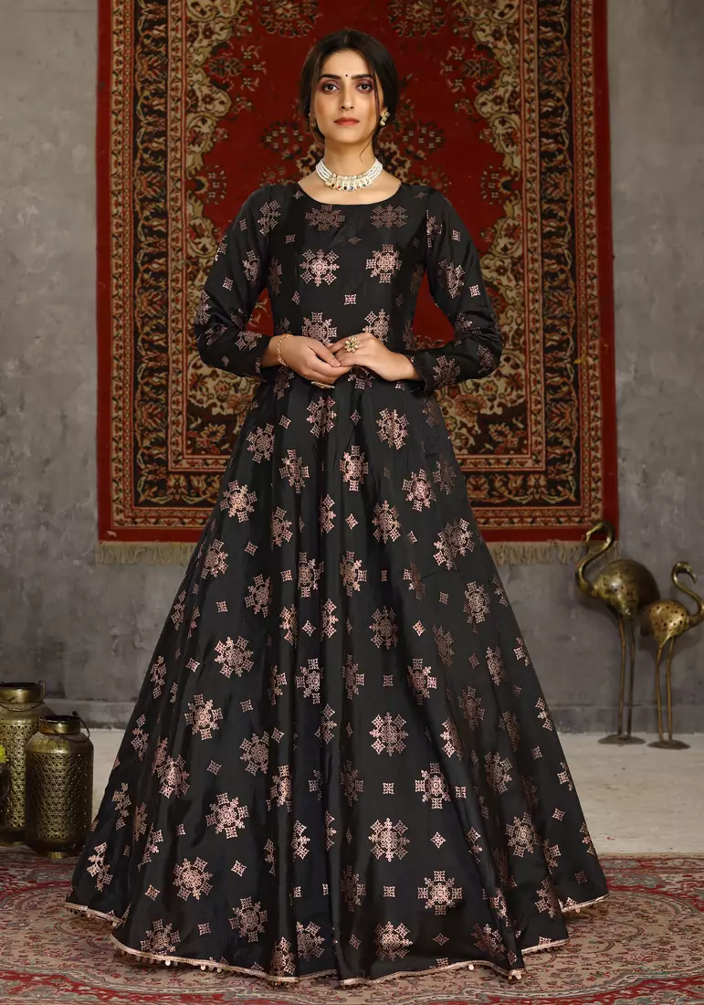 Black foilage print taffeta silk party wear gown