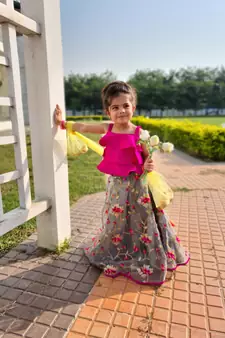 Saka Designs Singlet Choli Lehenga With Dupatta Floral Embroidered
