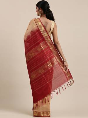 Beige silk cotton hand woven  saree with  blouse 3