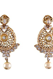 White gold plated antique gold Copper   Pair of Earrings