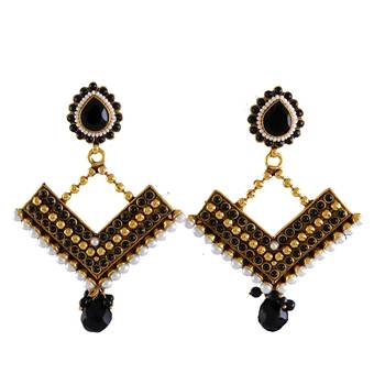 Black gold plated antique gold Copper   Pair of Earrings 1