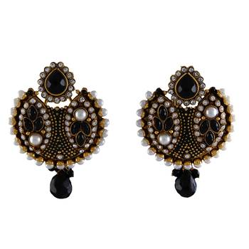Black gold plated antique gold Copper   Pair of Earrings 1