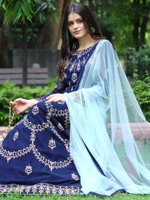 Navy blue embroidered georgette salwar 3